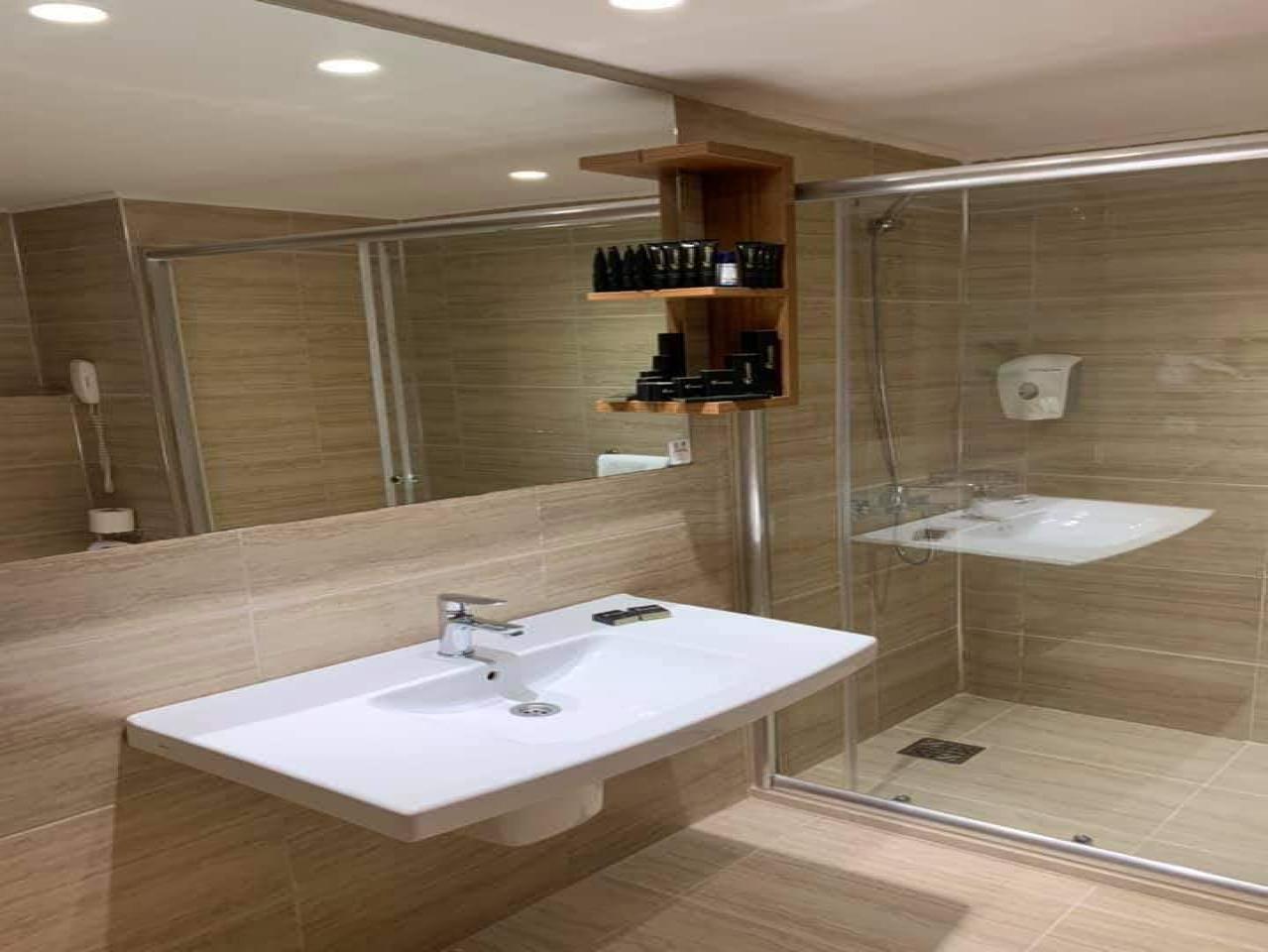 Анталія, готель Grand Park Lara 4*