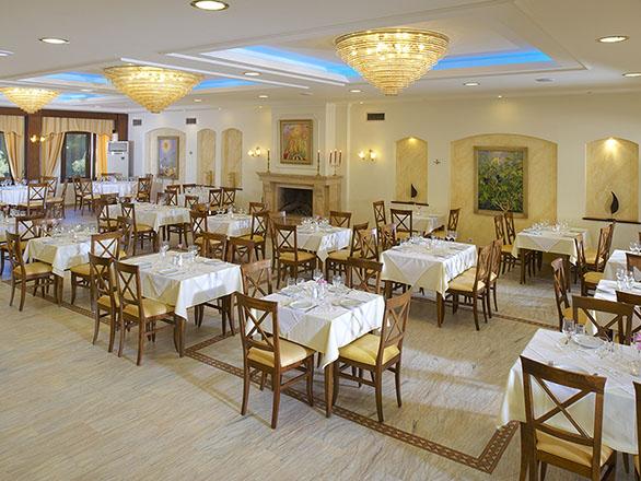 Bomo Chrousso Village Hotel 4*