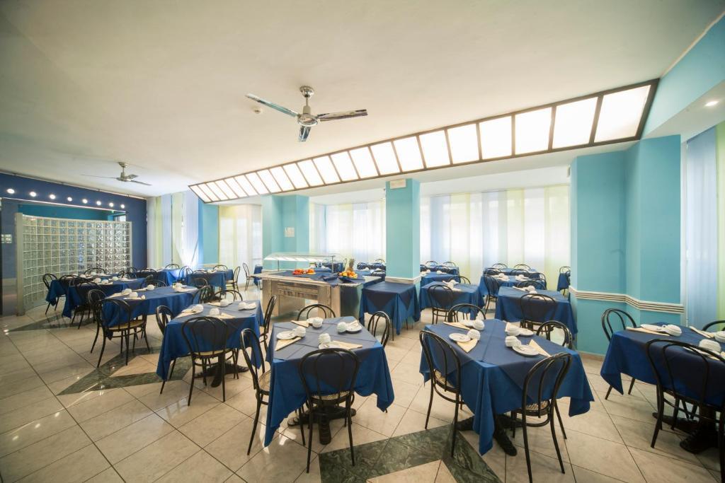 Adria Hotel 3*, Ріміні