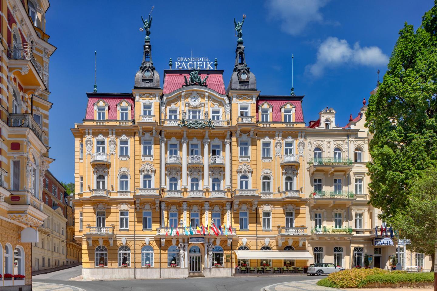 Grandhotel Pacifik 4*
